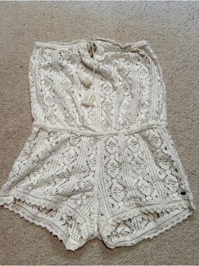 O’Neill cream Crochet Lace Strapless Romper